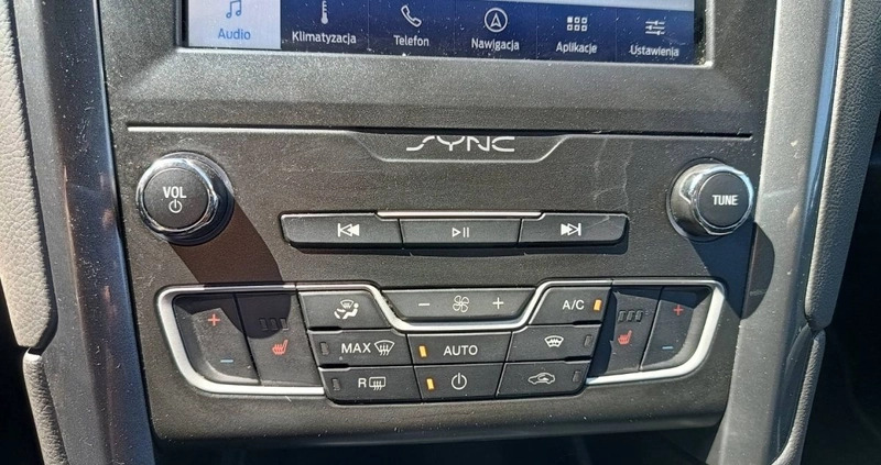 Ford Mondeo cena 74900 przebieg: 157551, rok produkcji 2020 z Szczecin małe 497